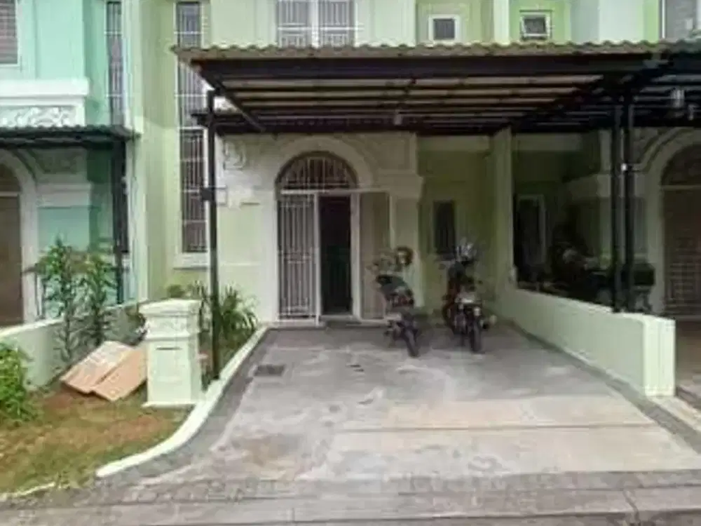 Disewakan Rumah 2 Lantai Depan Stella Maris Gading Serpong