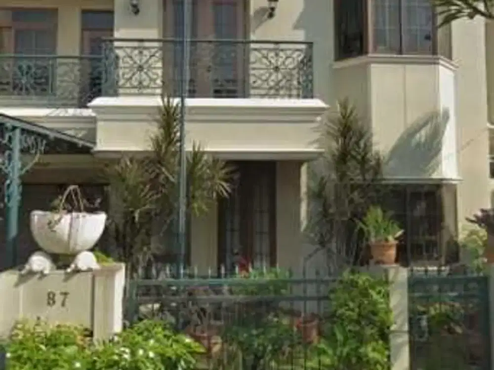 Dijual Rumah 3 Lantai di Tanjung Barat Jakarta Selatan