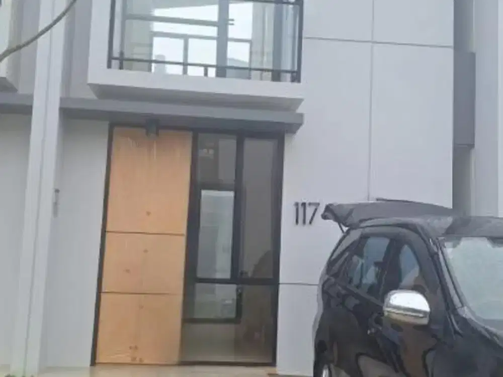 Disewakan Rumah Siap Huni 2 Lantai Cendana Essence West Karawaci