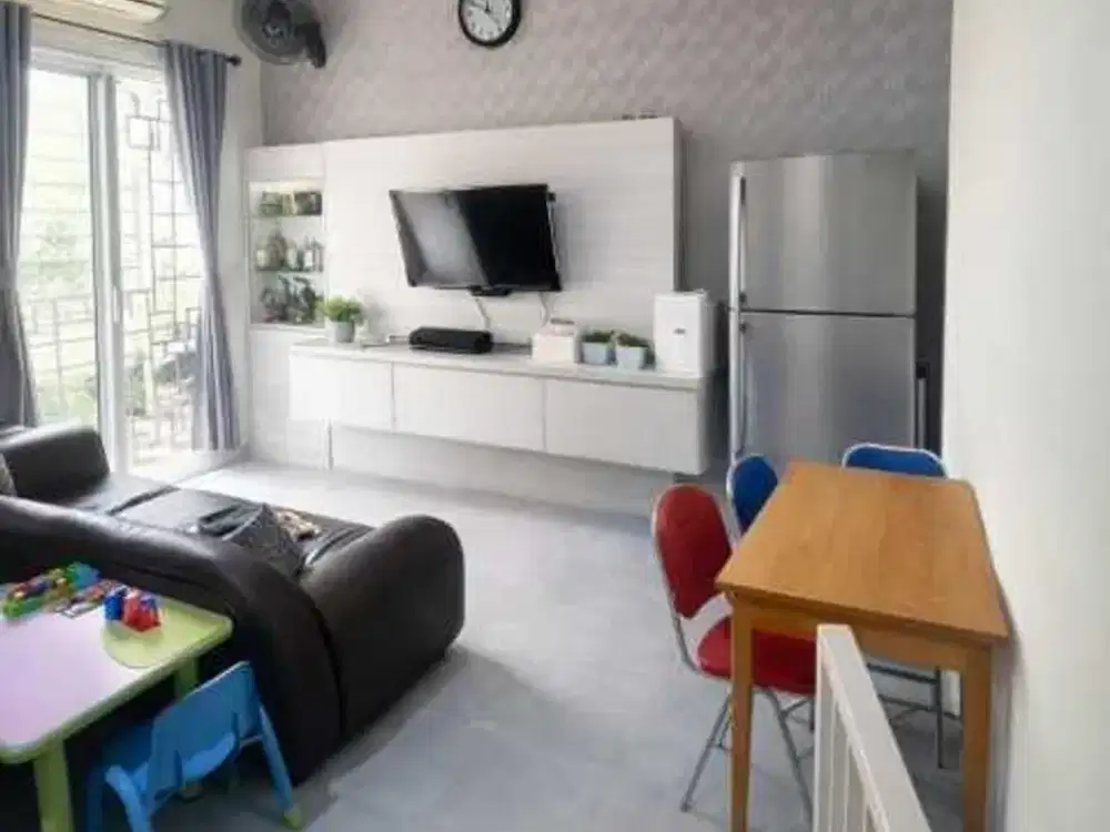 Dijual Rumah Bagus Terenovasi Harga Bawah Pasar Gading Serpong Tangerang