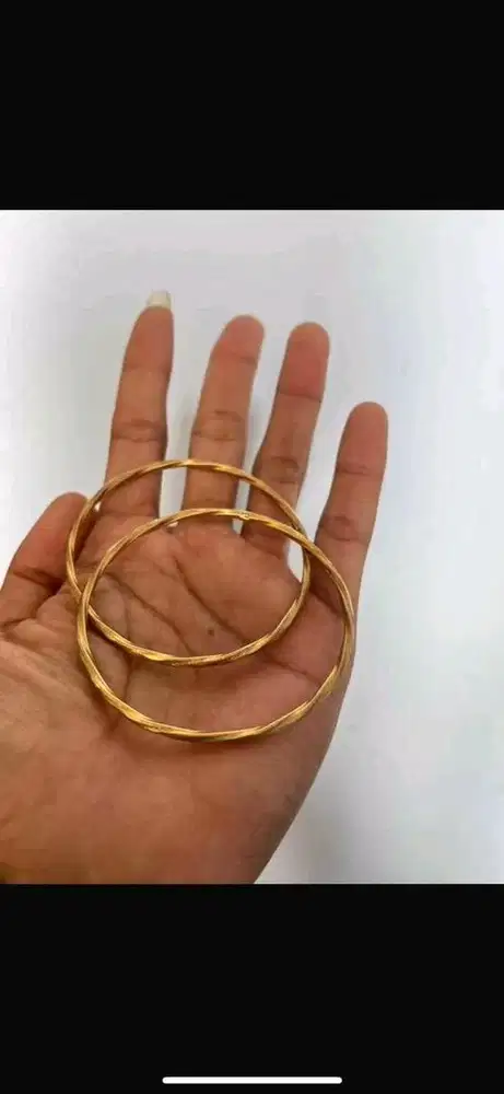 Terima jual beli emas berlian