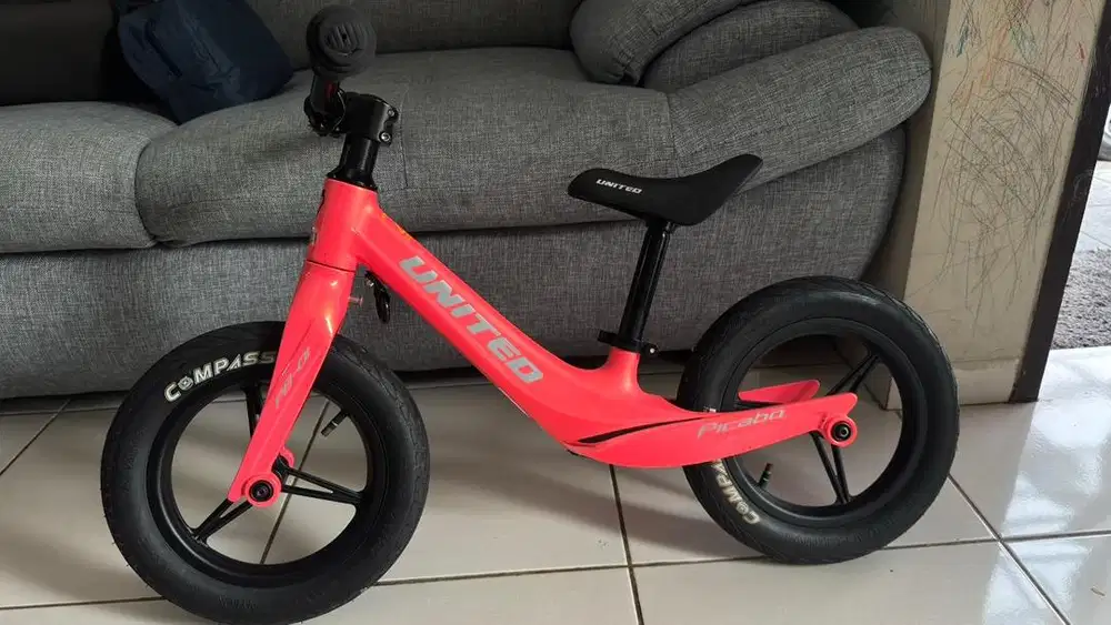 Push bike united picabo balance bike