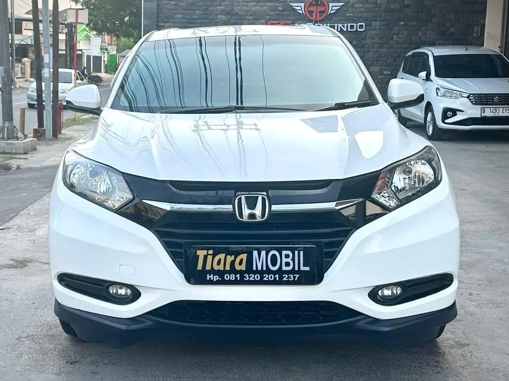 Honda HRV 1.5 E CVT Automatic Th 2015