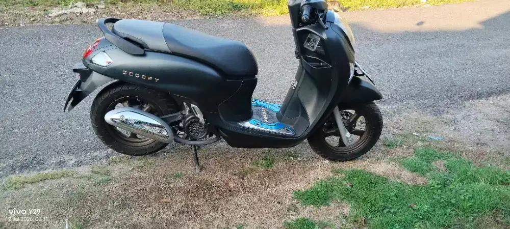 Scoopy prestige km 2 ribu perak