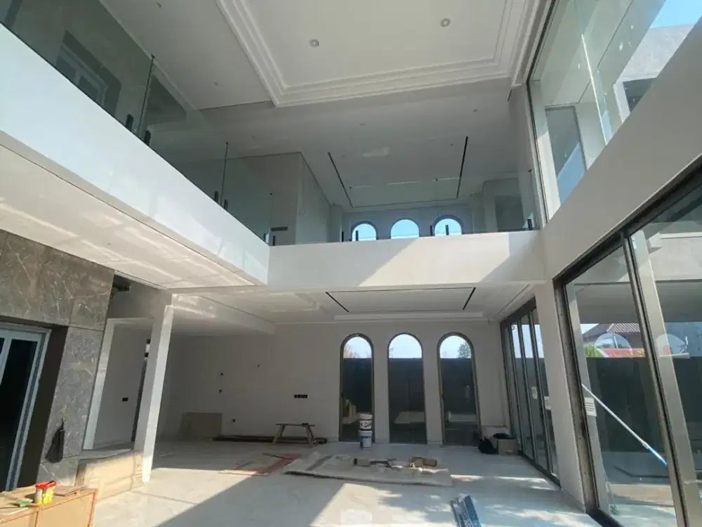 Rumah Baru Mewah Asri Nyaman di Setraduta