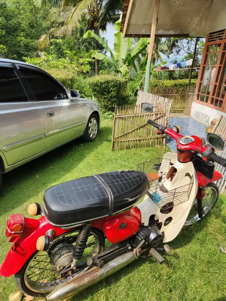 Motor bekas honda c70,mesin astrea grand