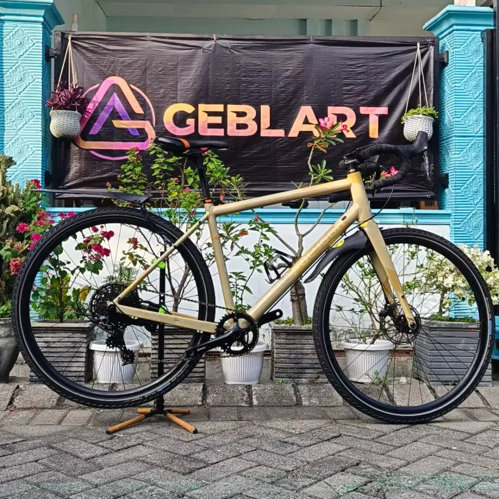 Sepeda Gravel Polygon Ben RIV Limited Edition Size 49
