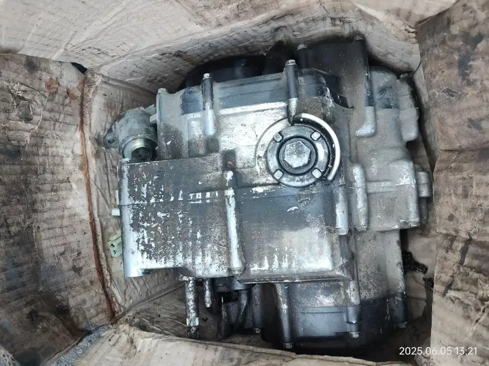 Mesin Motor R15 (STNK)