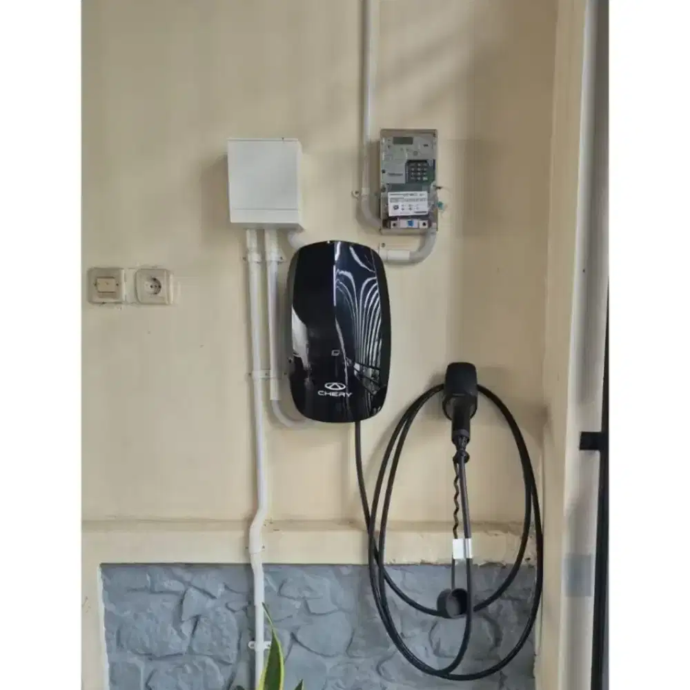 WALL CHARGING EV 7700VA