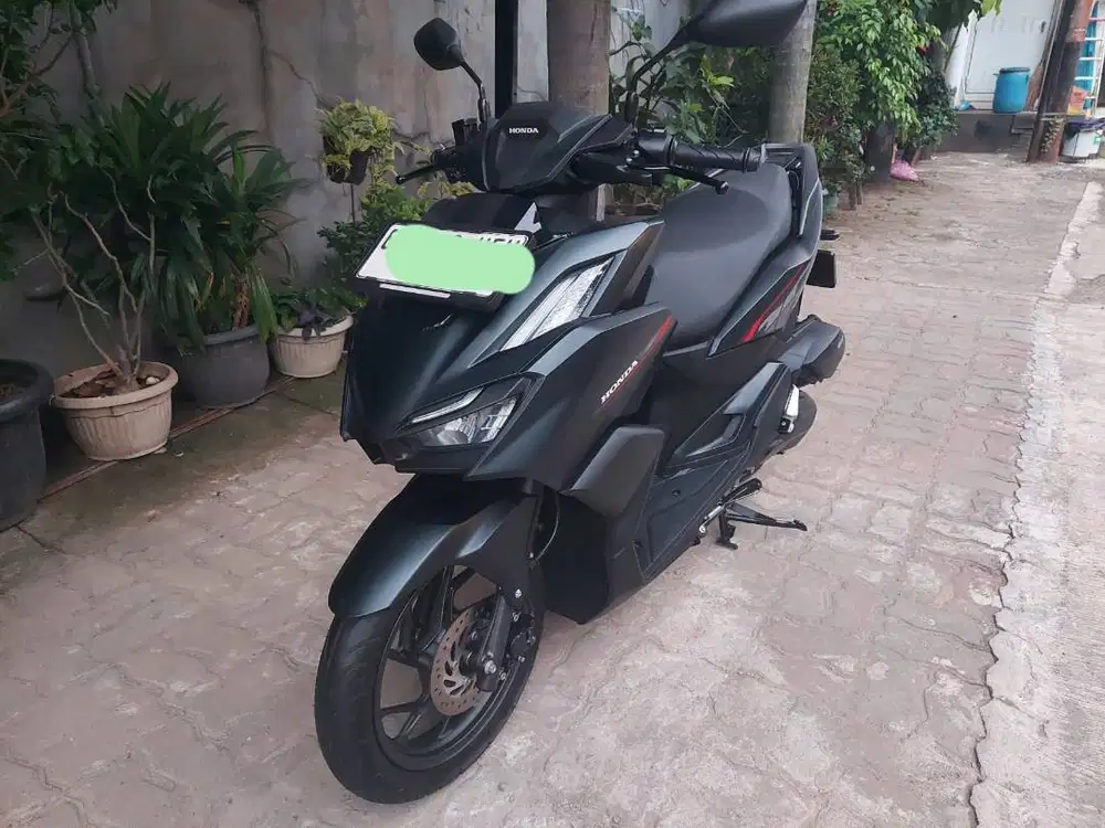 (Antik) Honda Vario 160 Cbs Kilometer 4 Rb Seperti baru