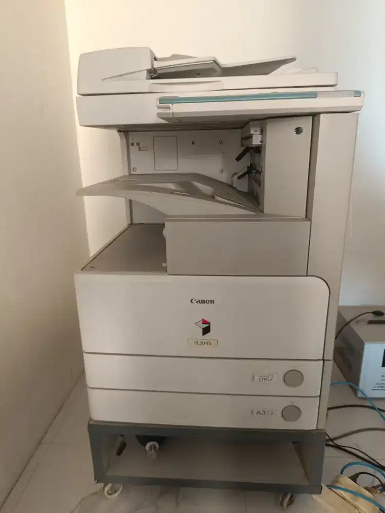 Dijual mesin fotocopy Canon IR3045