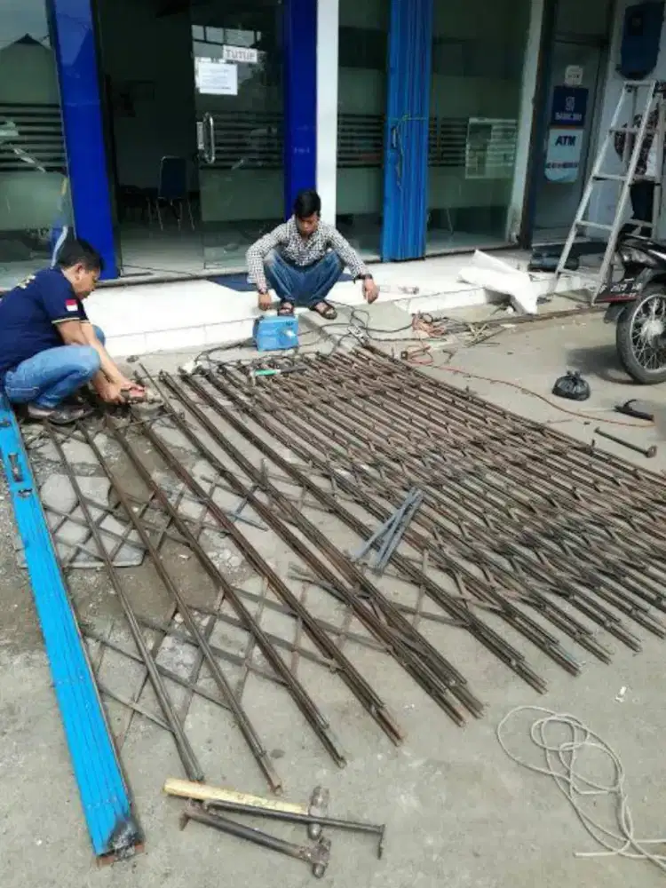 Tukang spesialis rolling door folding gate murah