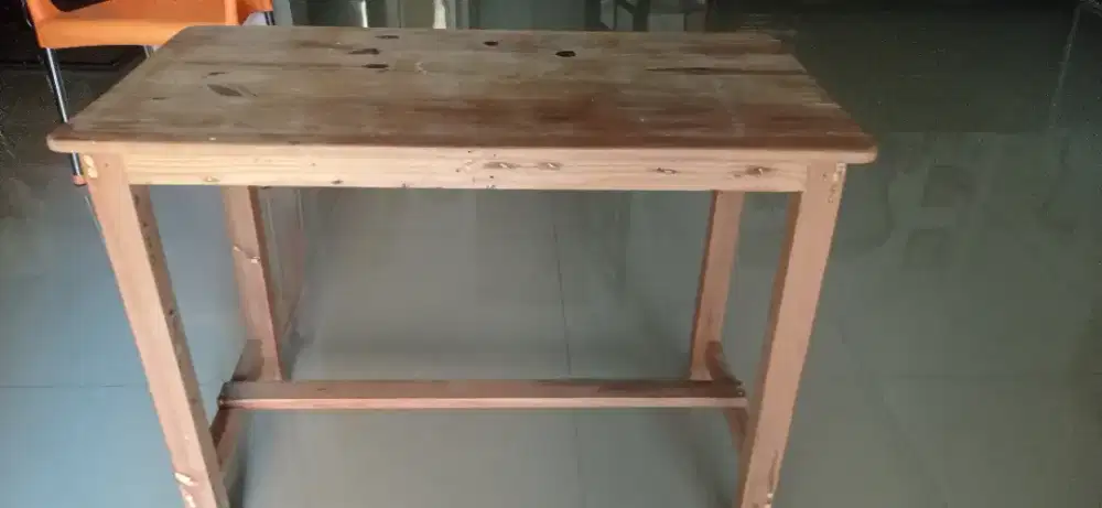 Meja kayu jati belanda