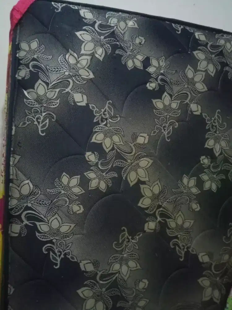 Kasur springbed