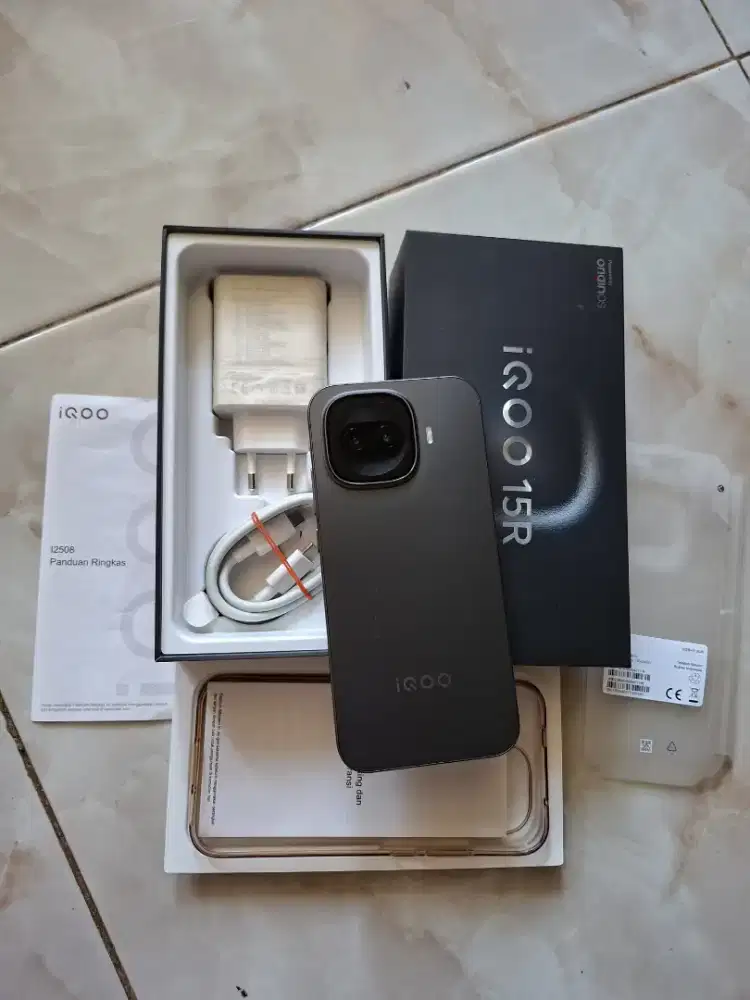IQOO 15R 5G (12/512)