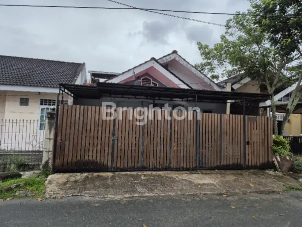 RUMAH BALIKPAPAN BARU NYAMAN DAN ASRI (A268)