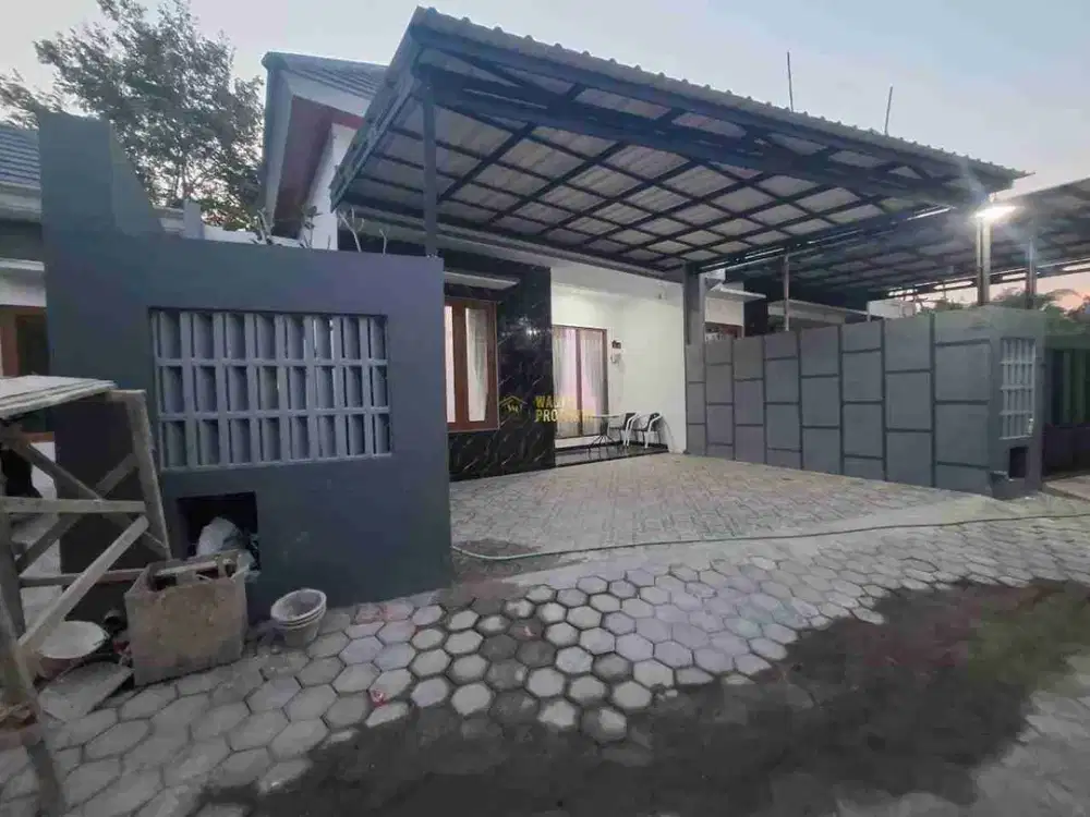 RUMAH CANTIK FULL FURNISHED DEKAT BLUE LAGOON JOGJA