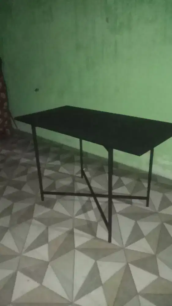 Meja lipat multyi fungsi