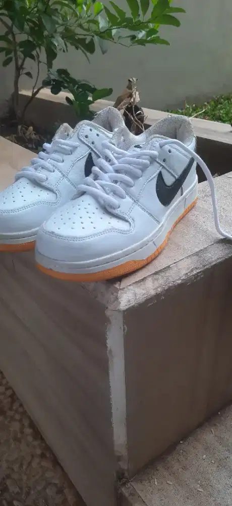 Sepatu cewek jual murah aja no box ..msh baru
