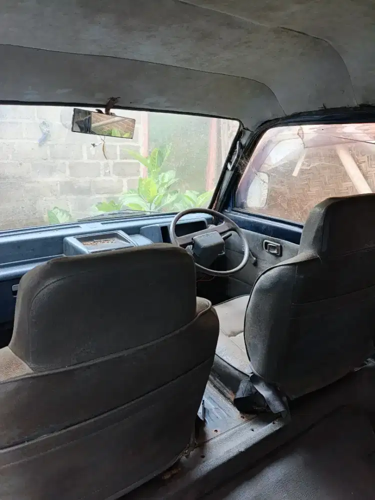 Mitsubishi zebra tahun 1990