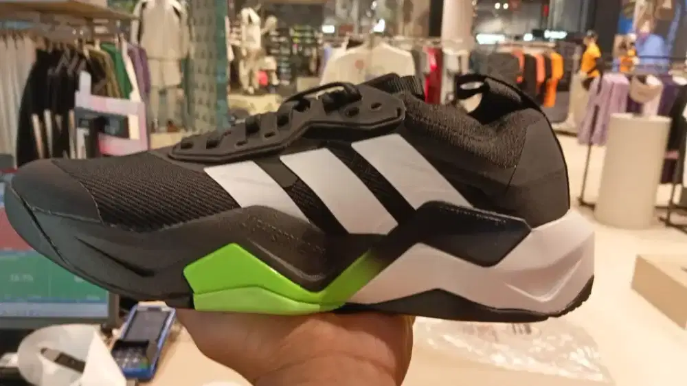 Sepatu Padel Tenis adidas rapidmove adv