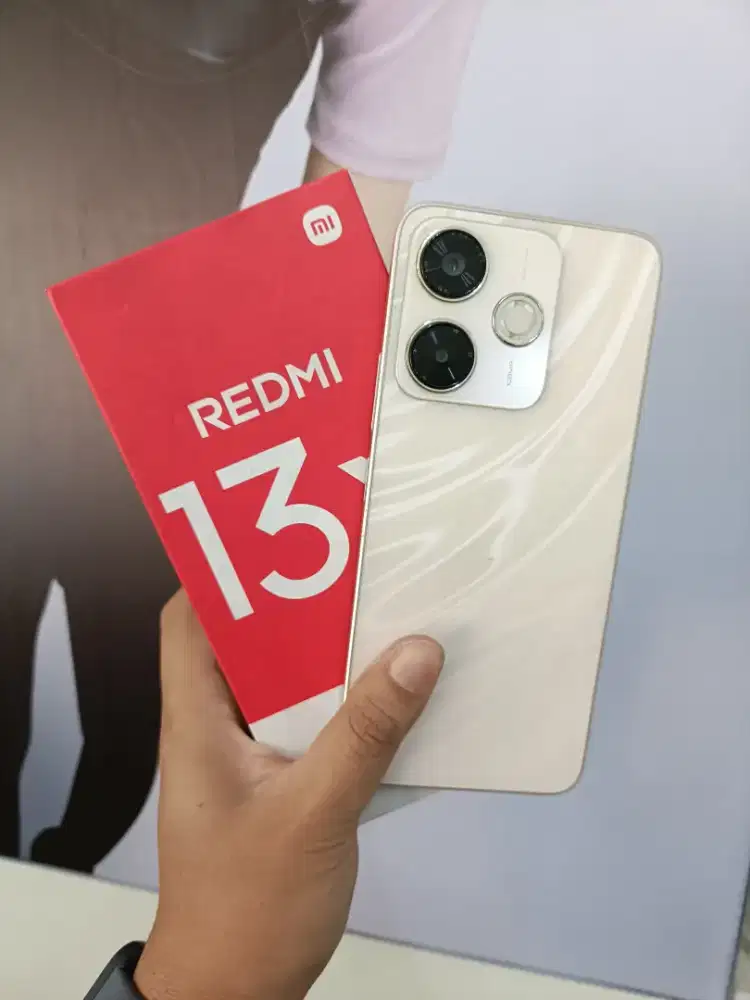Redmi 13x ram 8/256 second