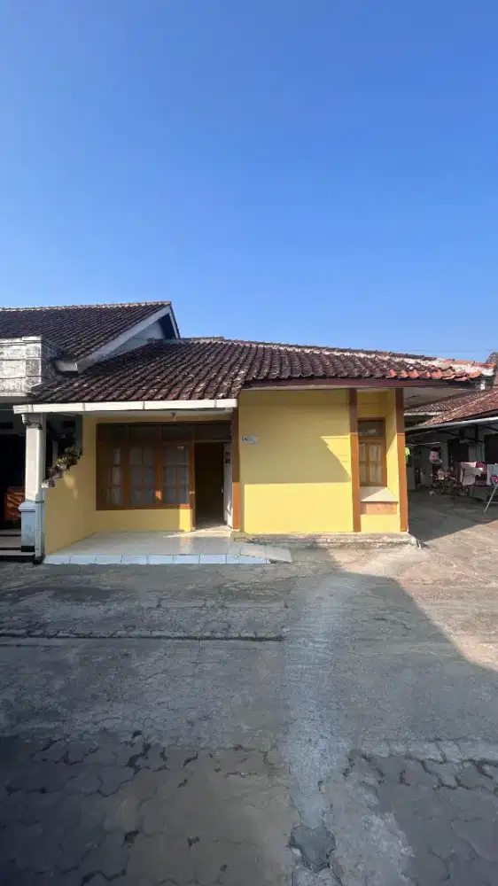 Disewakan Rumah Pertahun