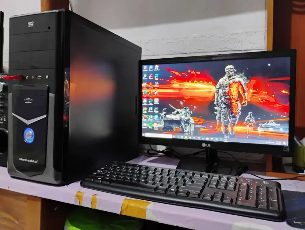 Pc gaming roblox / intel + ram 8gb + monitor 20 inch siap pakai