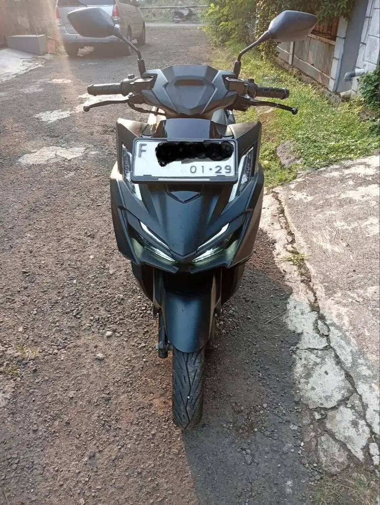 Motor Honda Vario 160 CC ABS Hitam Rawatan Yaa