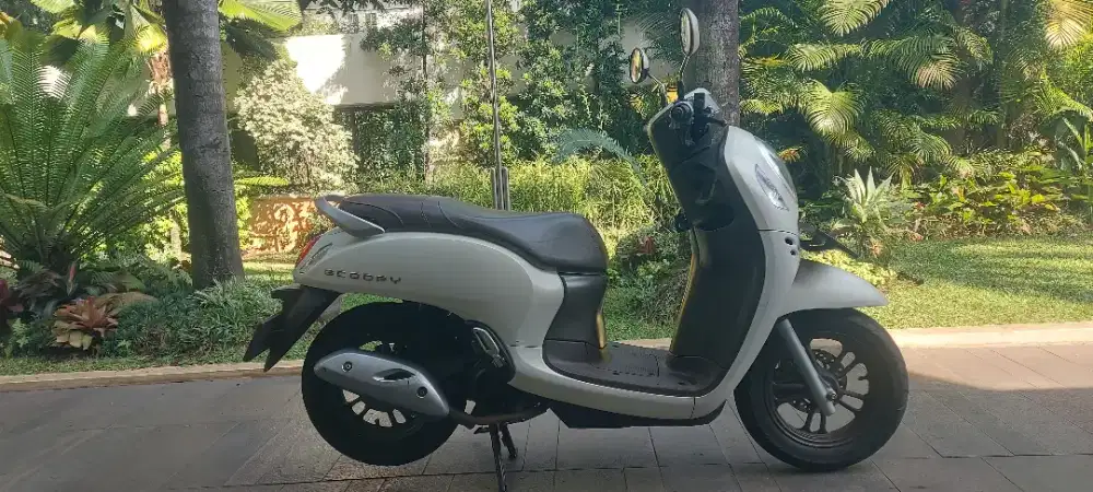 Honda scoopy prestige keyless iss tahun 2023 pajak super panjang