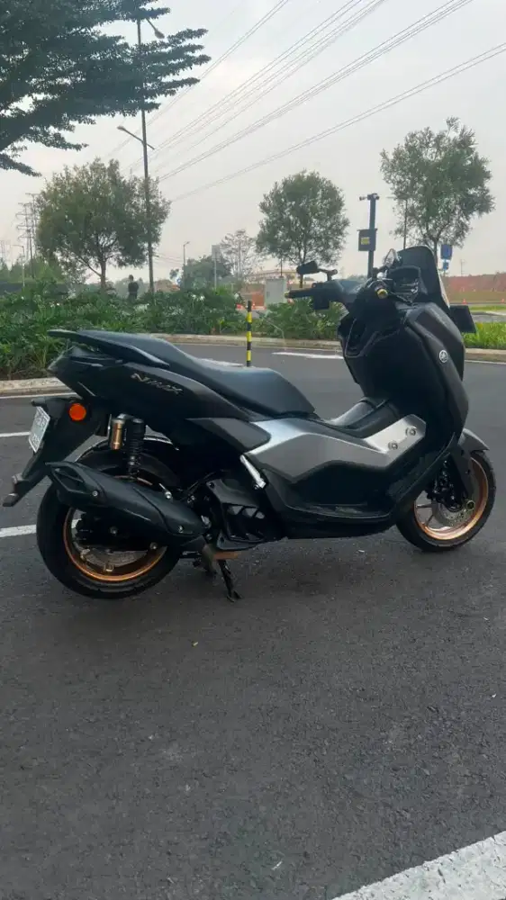 Yamaha NMAX Turbo 155 2025 – Magma Black