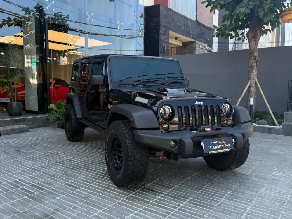 Jeep Wrangler 3.6 AT (Call of Duty) 2012