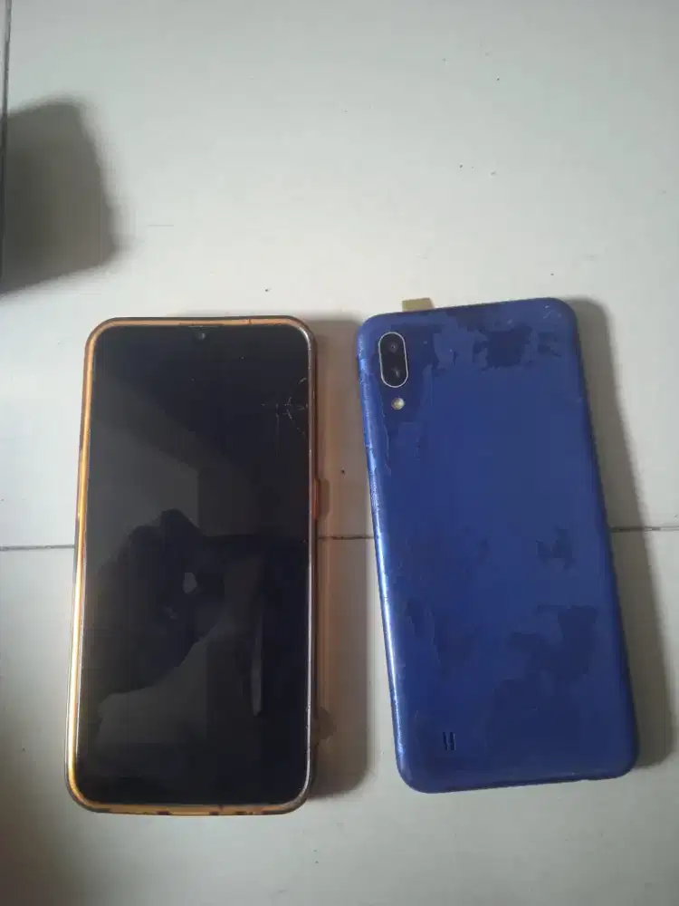 jual hp Samsung(M10)2/16 dan Oppo(A5s)3/32