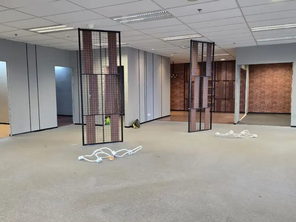 Disewakan Ruang Kantor di South Quarter Area TB Simatupang Jakarta Selatan – Kondisi Furnished