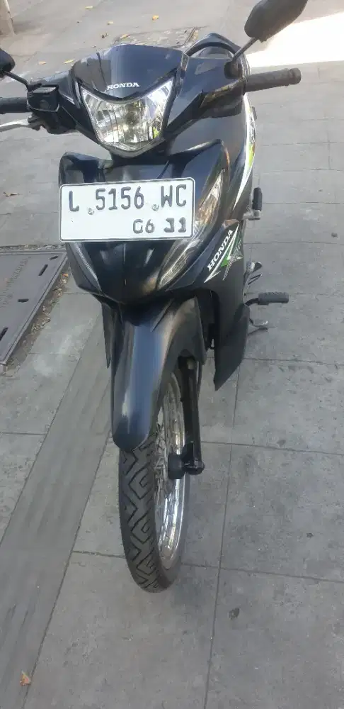 REVO FIT th 2016 mulus pjk baru 06-2027 plat 2031