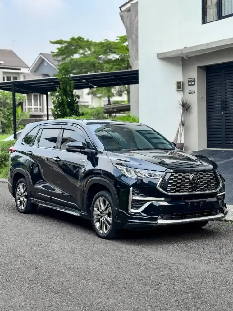 Toyota Innova Zenix Q HV Modelista CVT 2023 Zenix Q Hybrid Modelista