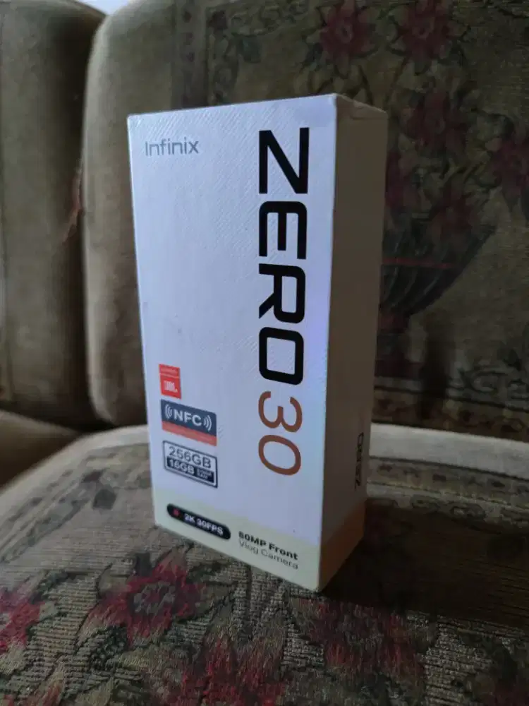 Infinix zero 30 fullset 16/256 hp gaming