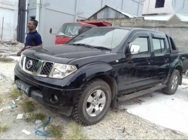 Nissan frontier 2013