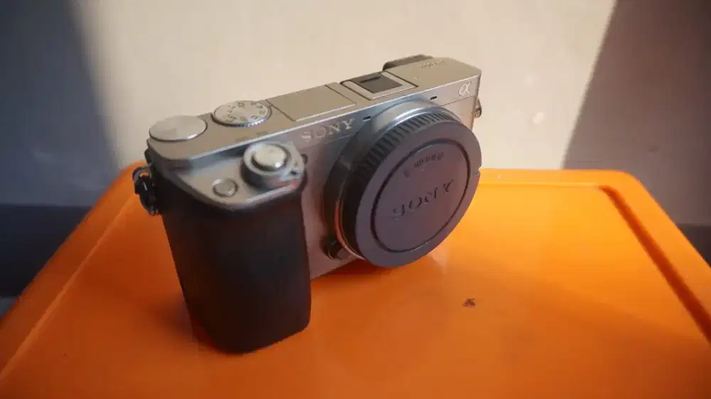 Kamera sony a6000 BO Body Only Net