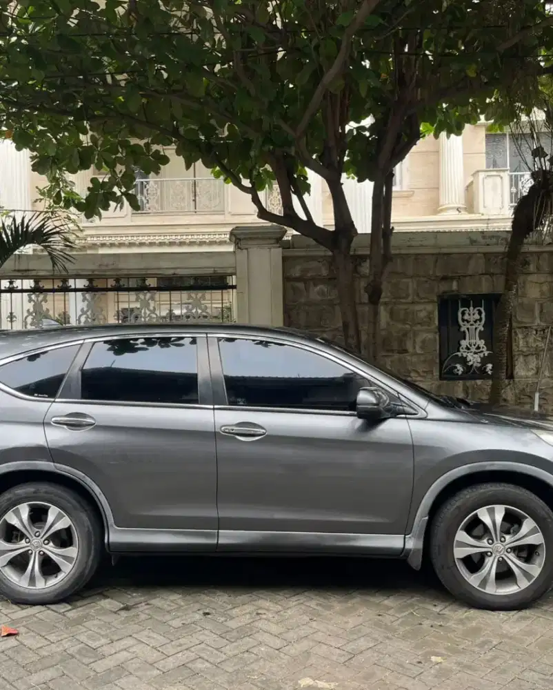 Di Jual cepat aj honda crv 2013 
Tpye tertinggi  2.4 cc 
Pajak hidup