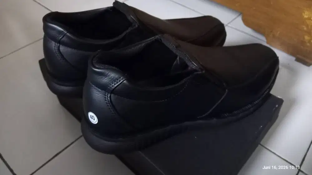 Sepatu Formal Pria - Kulit