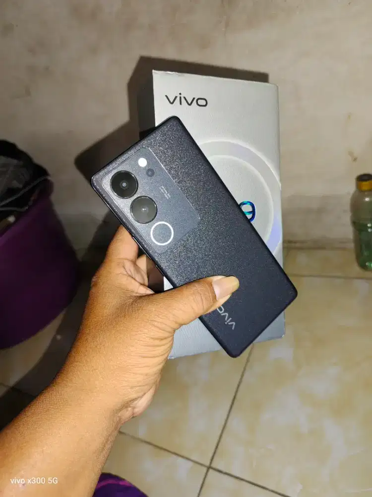 Vivo V29 5G ram 8/256Gb