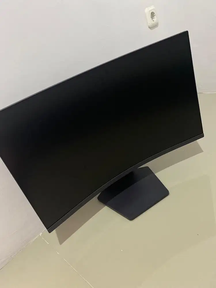 monitor LG UltraGear 27GS60QC-B 27 QHD 180Hz