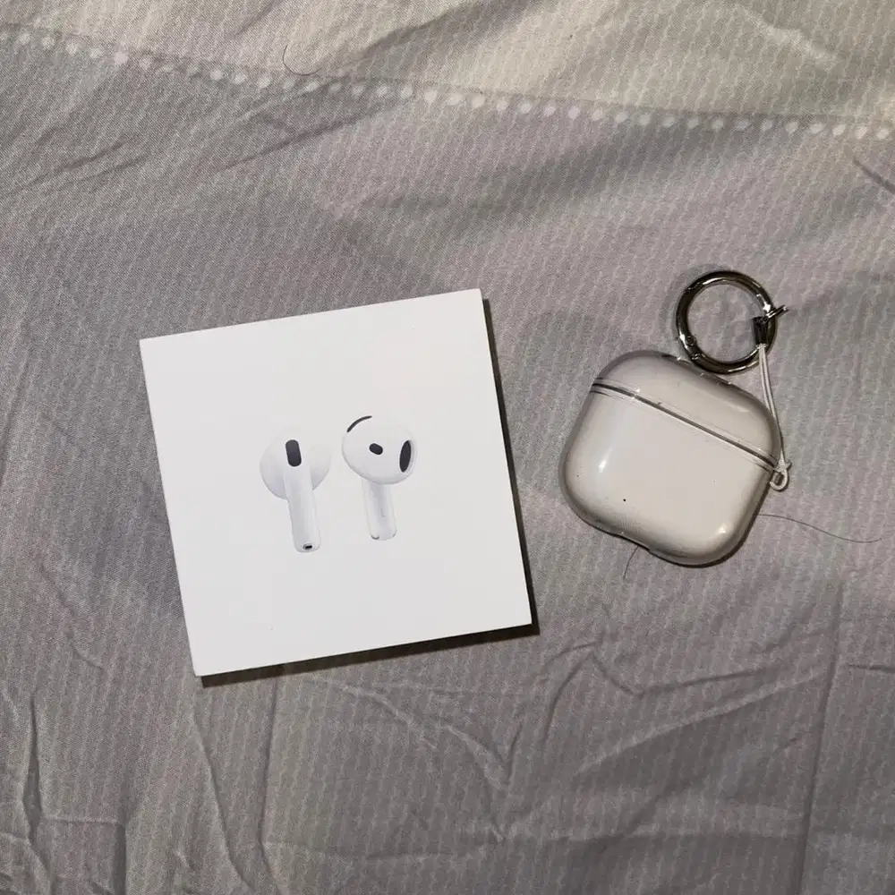 Airpods 4th Gen
