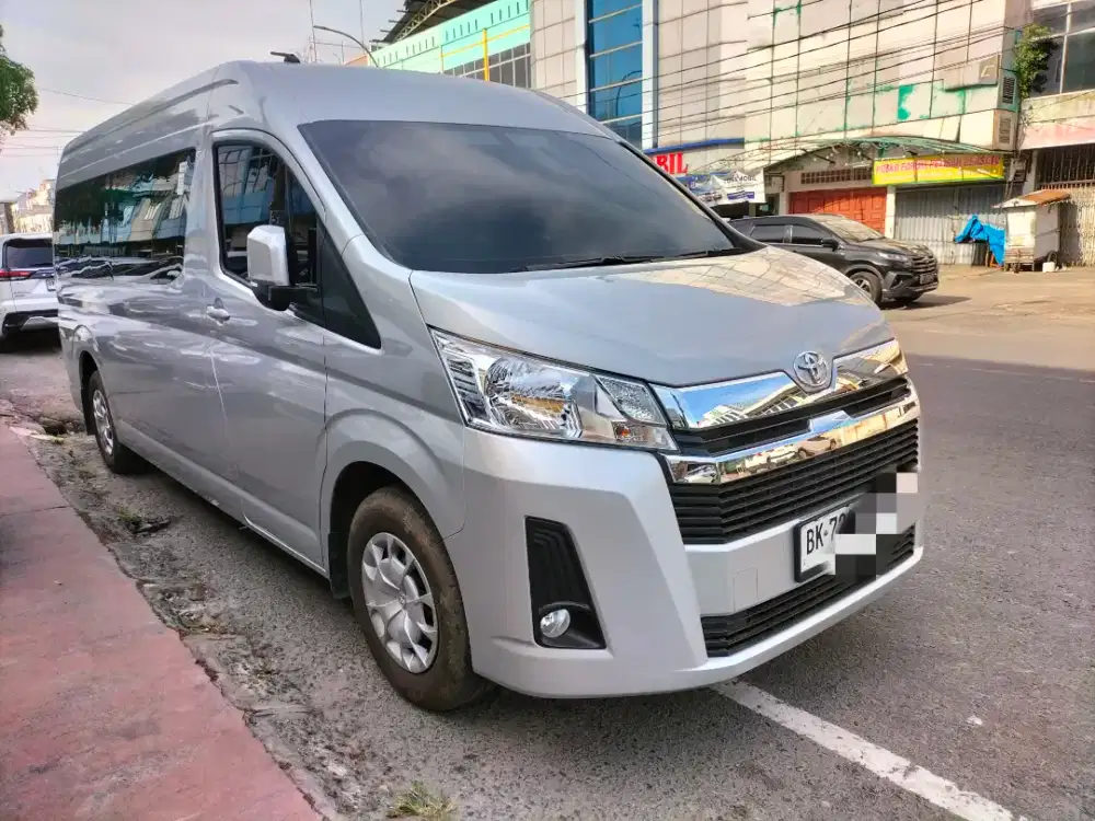 Odo 1.400‼️Toyota Hiace Premio Silver 2024 (NIK 2023)