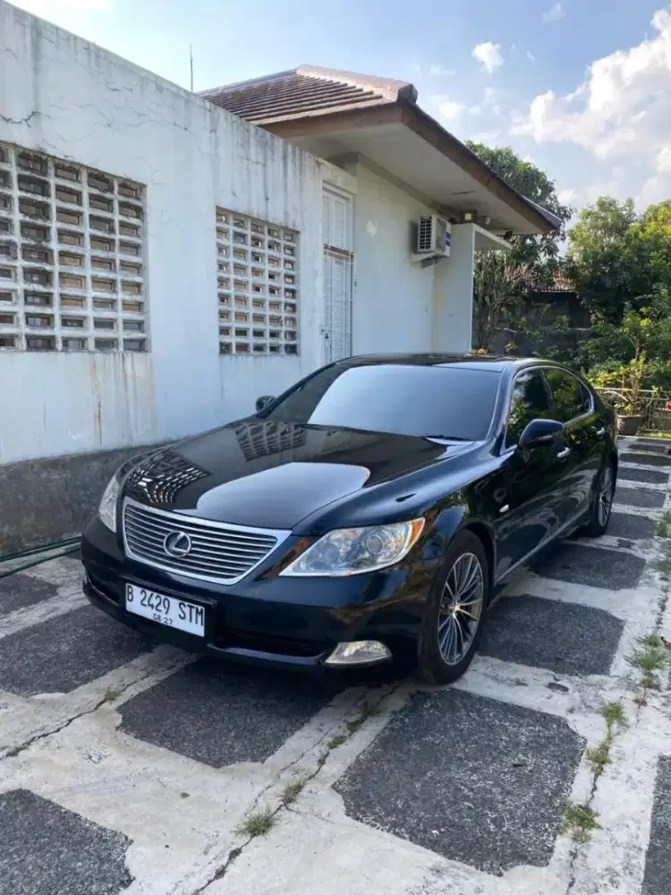 Lexus ls460 2009