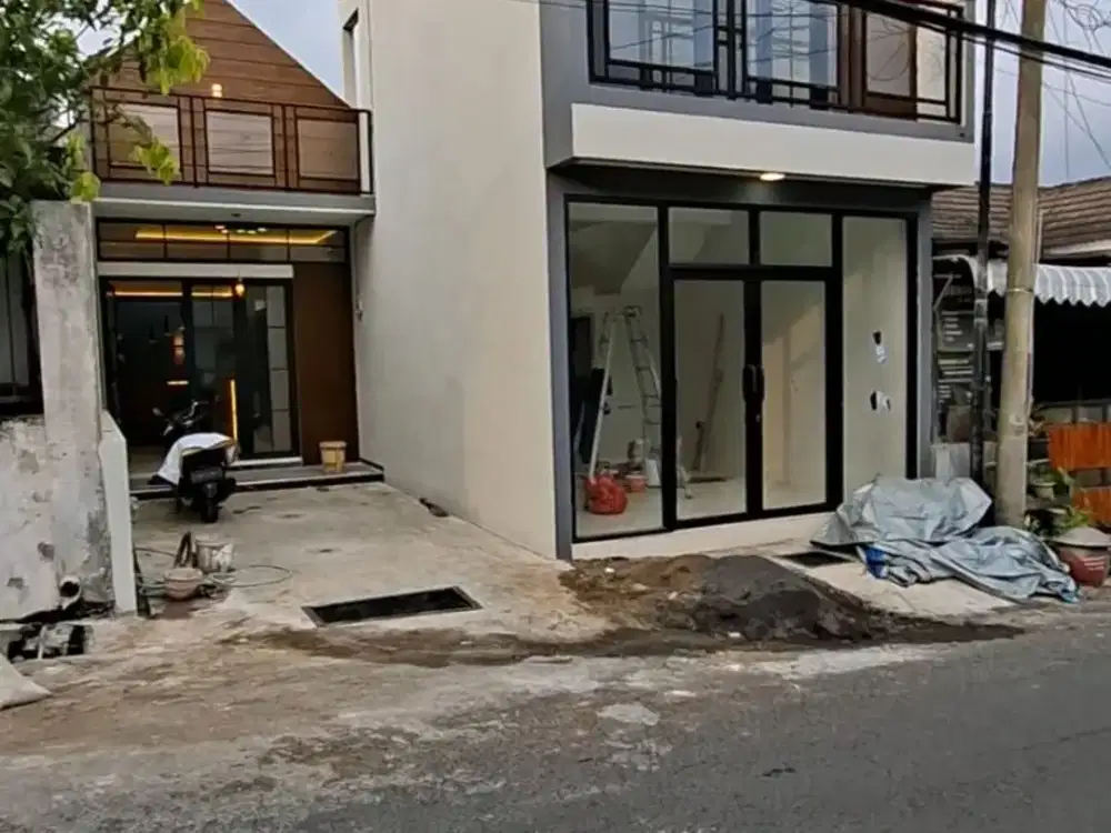 Rumah Aestetik + Ruko 2 Lantai, Cocok Hunian & Usaha – Kota Malang