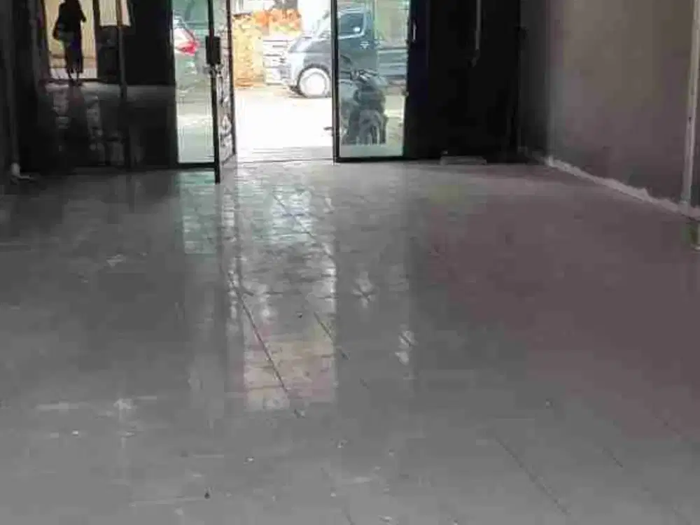 SEWA RUKO SIAP USAHA DEKAT STASIUN KA TERMINAL DAN TOL DI PINGGIR JALAN RAYA BENTENG BETAWI KOTA TANGERANG