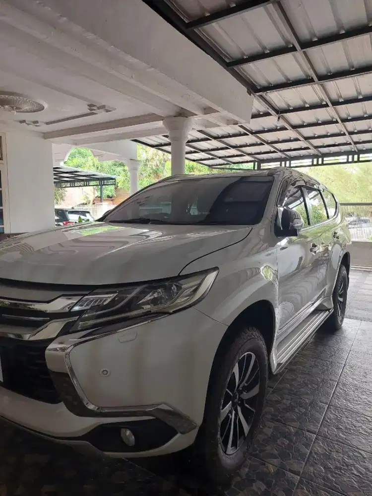 Mitsubishi pajero sport 4x2 Tahun 2019