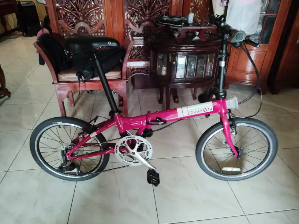 Dahon Vitesse D8